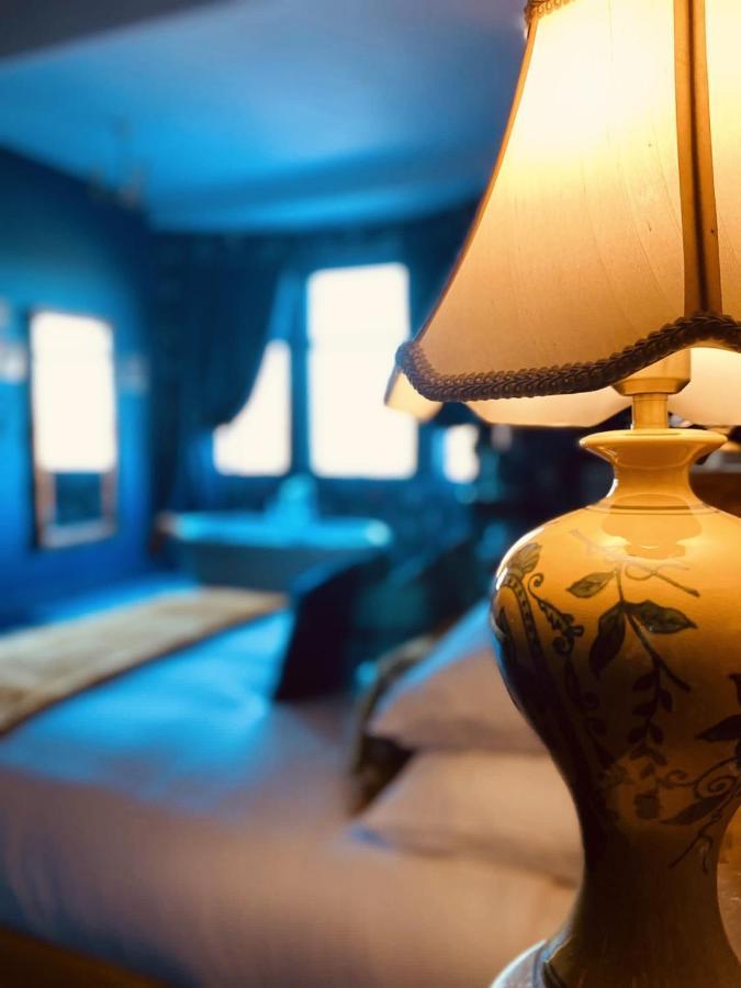 Mollys Boutique Hotel อิลคลีย์ ภายนอก รูปภาพ